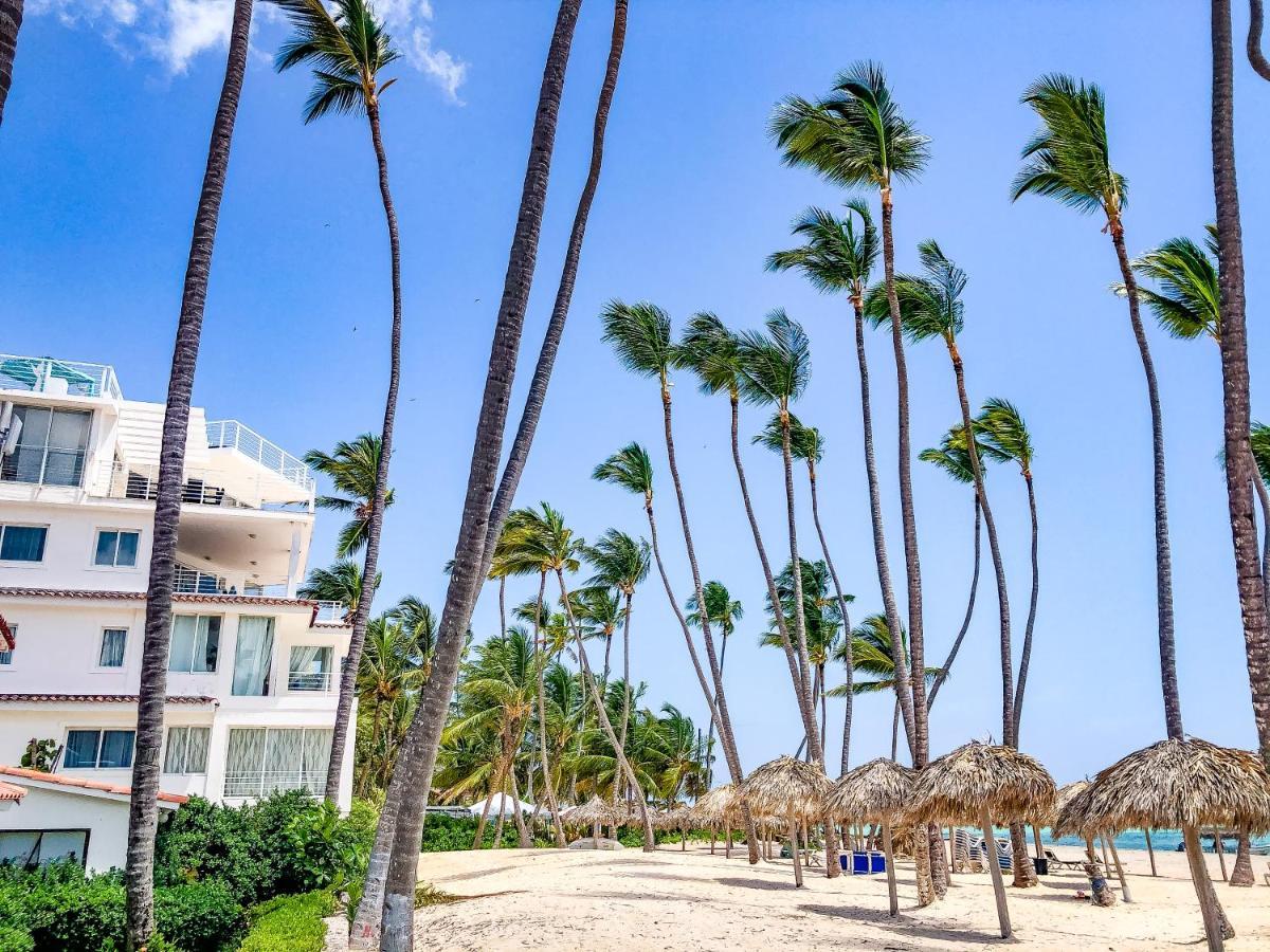 Tropical Villas Deluxe Beach & *