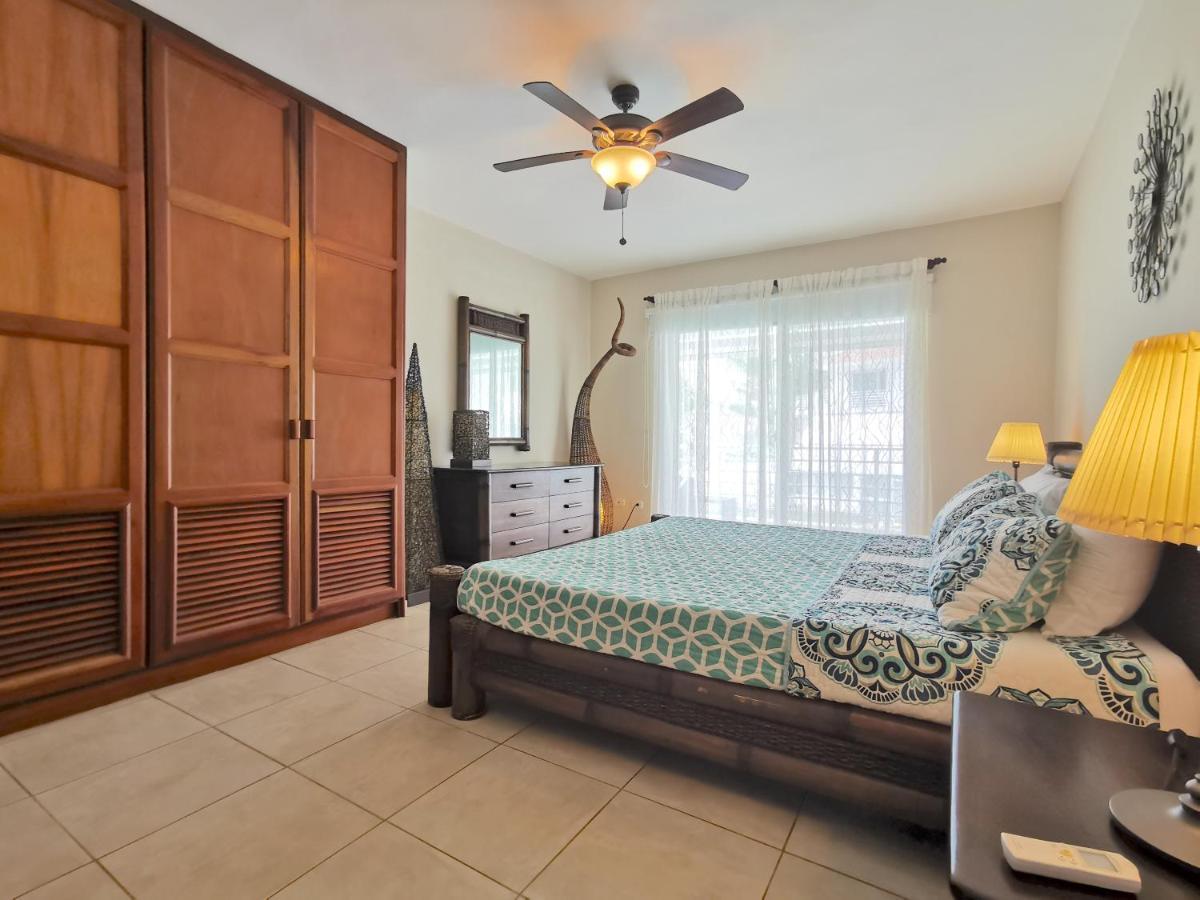 Tropical Villas Deluxe Beach & Villa