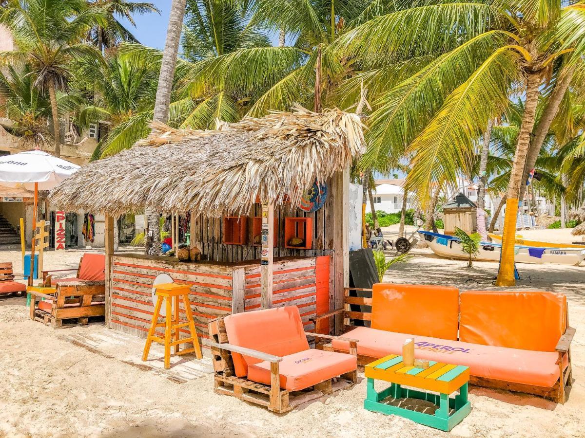 Tropical Villas Deluxe Beach &