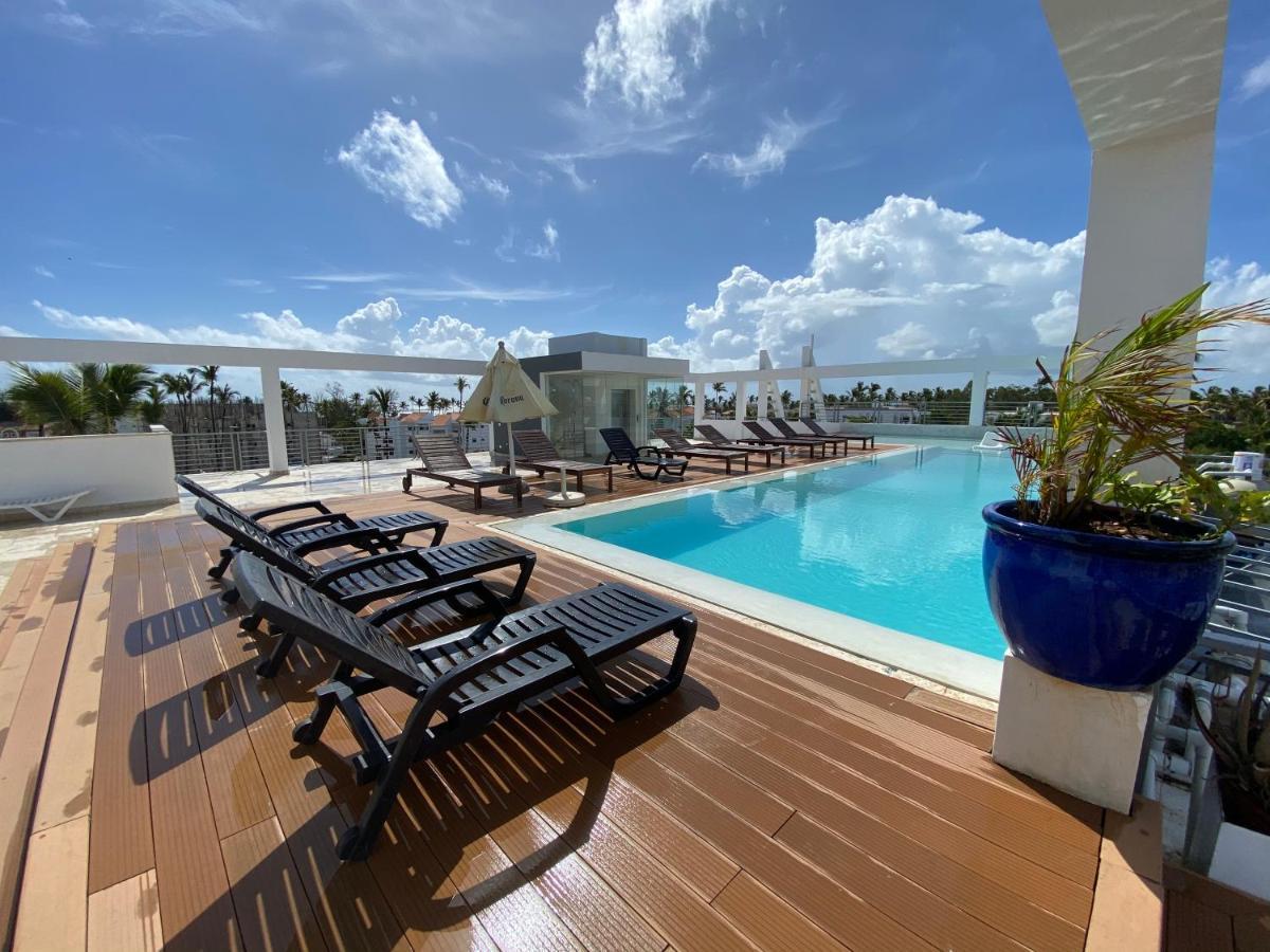Deluxe Ducassi Rooftop Pool - Playa Los Corales Aparthotel