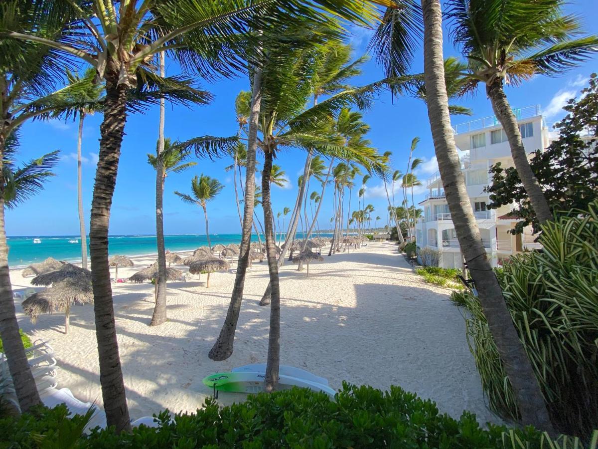 Deluxe Beach Front Playa Los Corales * Punta Cana
