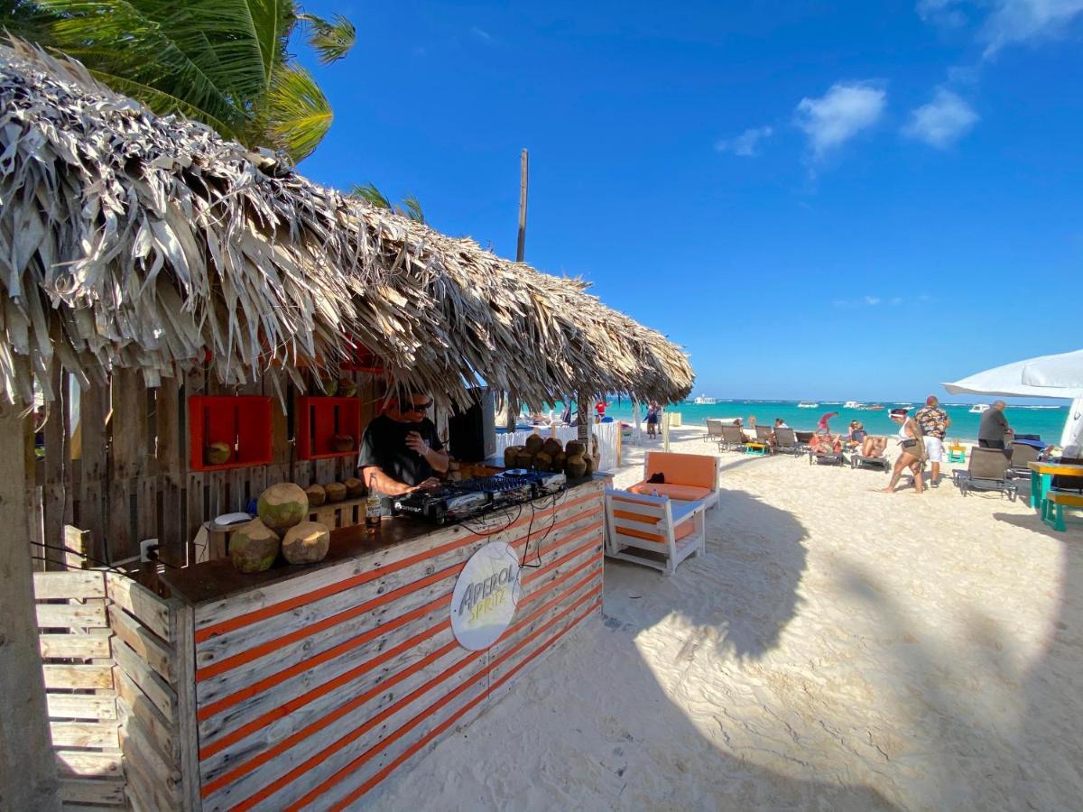 Deluxe Beach Front Playa Los Corales