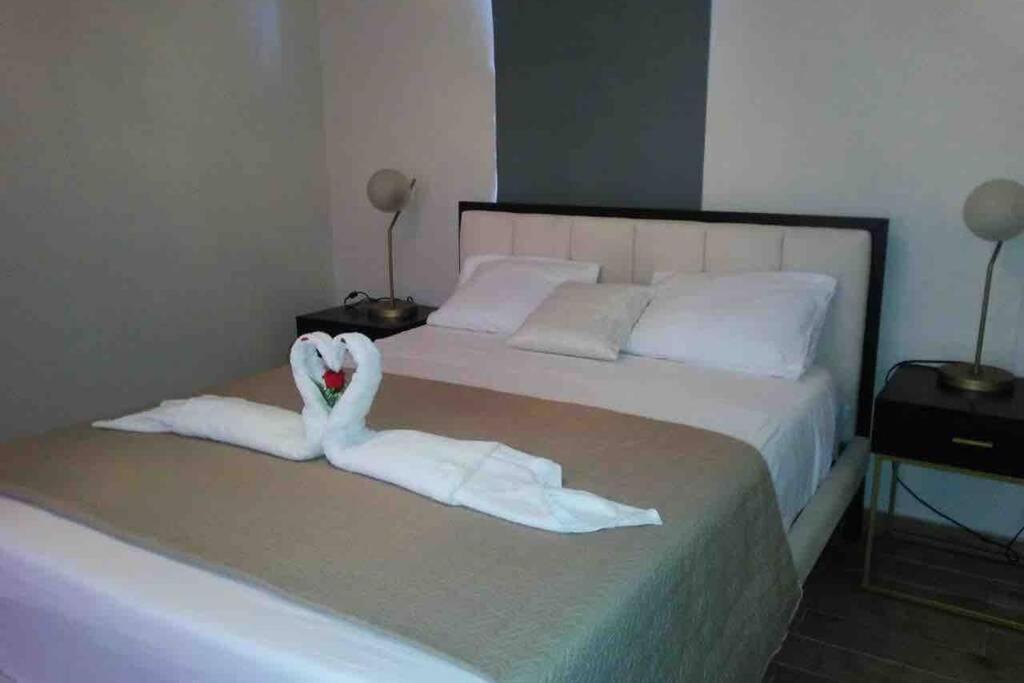 Brand New Vacation In Embassy Village *
