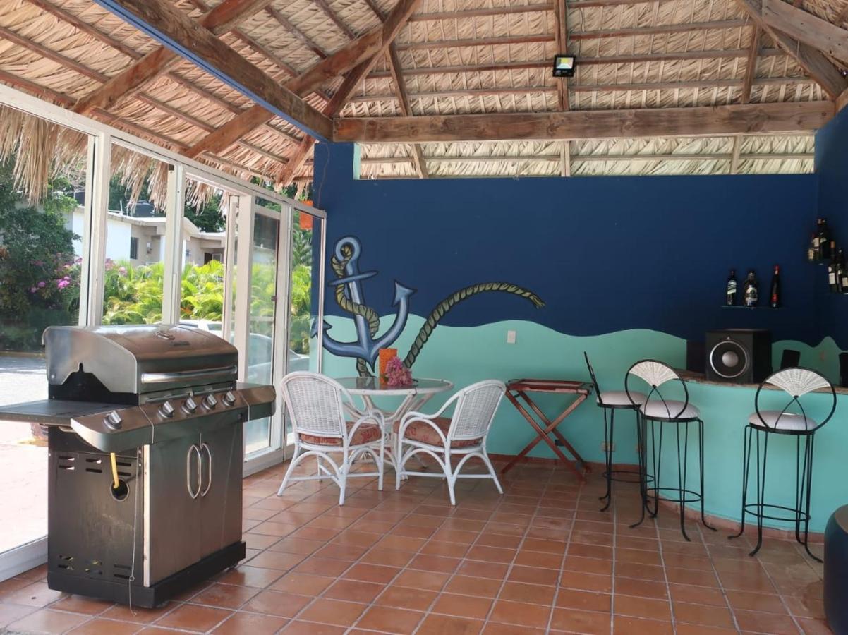 Lugo's Guest Punta Cana