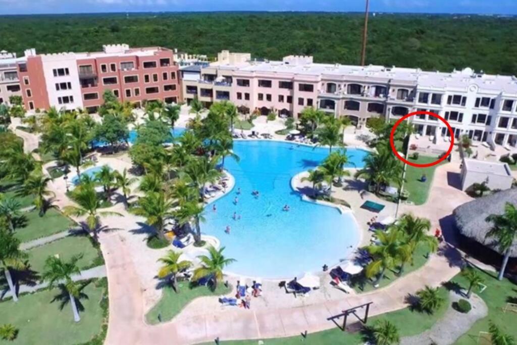 Luxe 1 Bedroom Cap Cana, Dr - Steps Away From Pool, King Bed, Caribbean Paradise! Apartamento