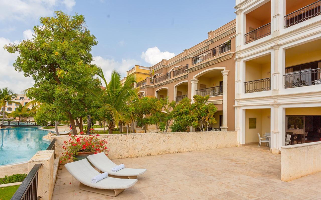 Luxe 1 Bedroom Cap Cana, Dr - Steps Away From Pool, King Bed, Caribbean Paradise! Apartamento *
