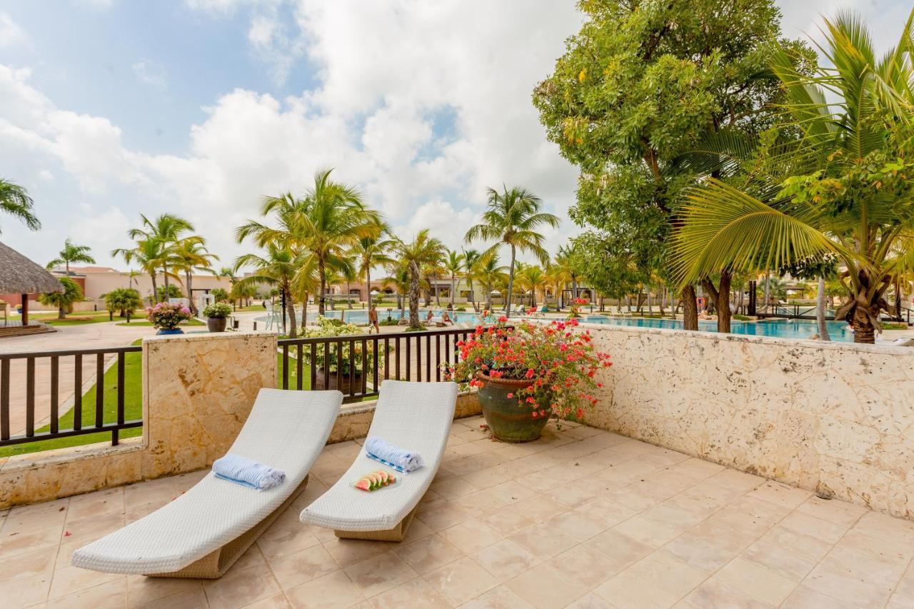 Luxe 1 Bedroom Cap Cana, Dr - Steps Away From Pool, King Bed, Caribbean Paradise! Apartamento