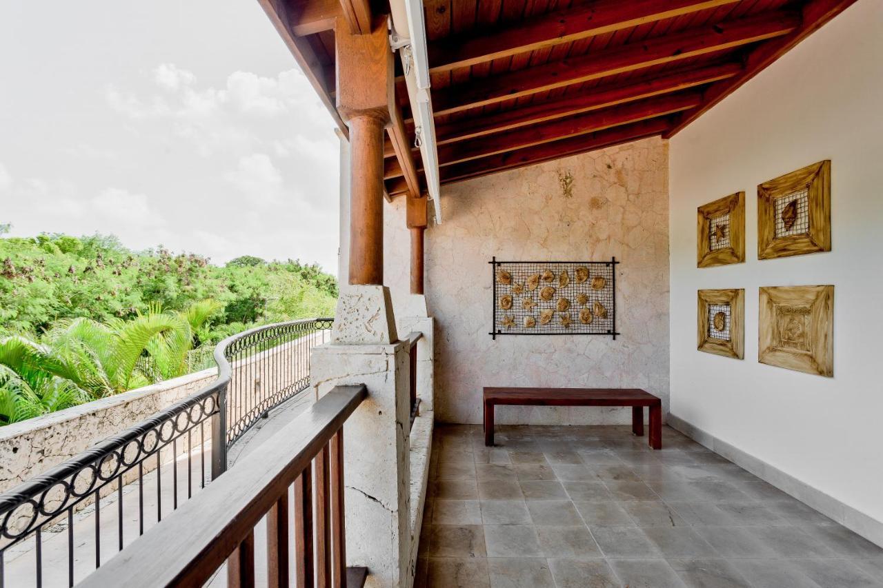 Luxe 1 Bedroom Cap Cana, Dr - Steps Away From Pool, King Bed, Caribbean Paradise! Apartamento *