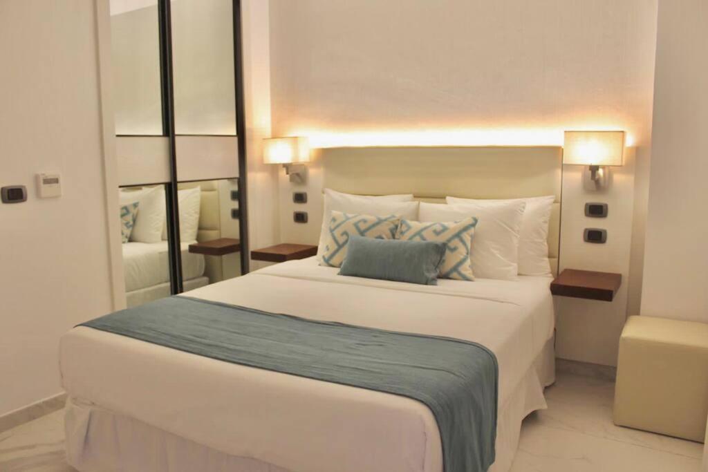 Penthouse En Exclusivo Complejo Cana Rock Apartment *