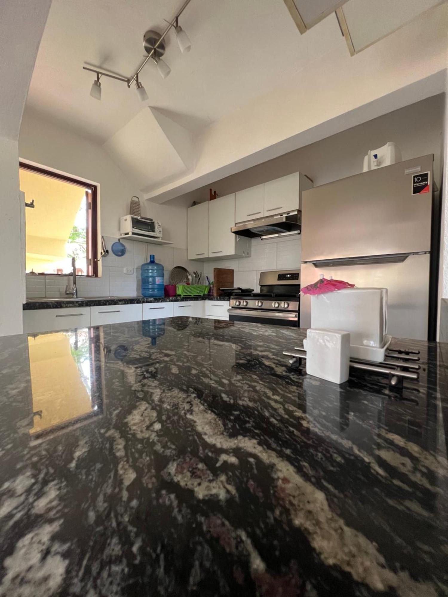 Los Corales Apartment *
