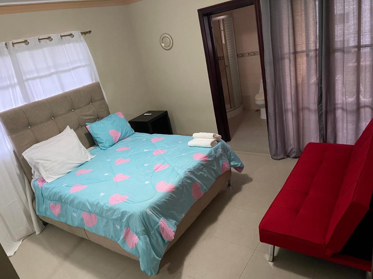 Yonah Comfort Punta Cana, Shared Bed & Breakfast *