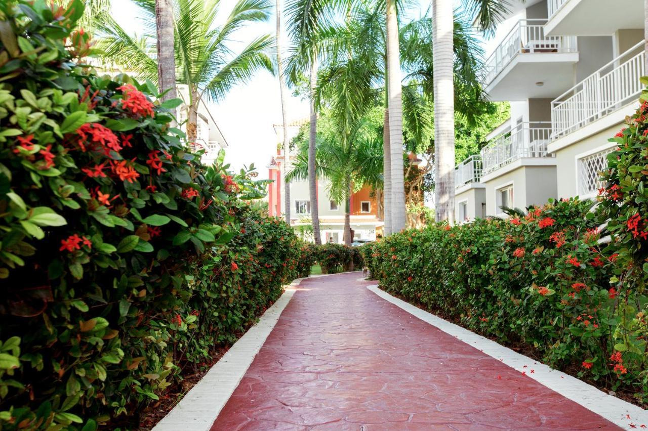 Aventura With Tropical Pool Playa Los Corales Hotel Punta Cana