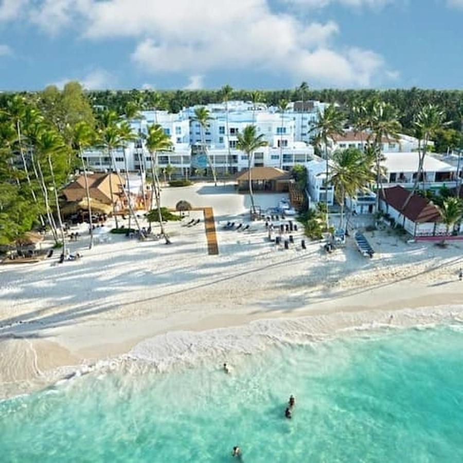Chic Beachfront - Private Access