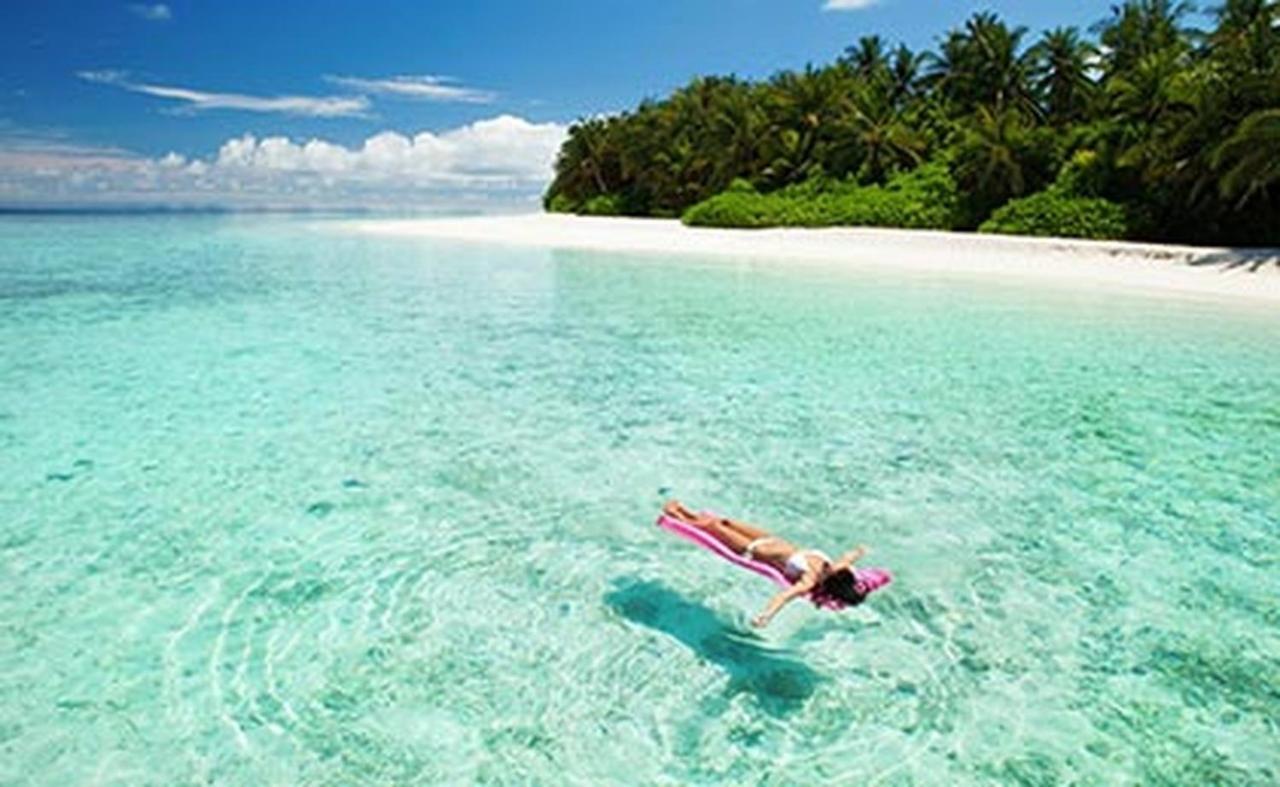 Chic Beachfront - Private Access *
