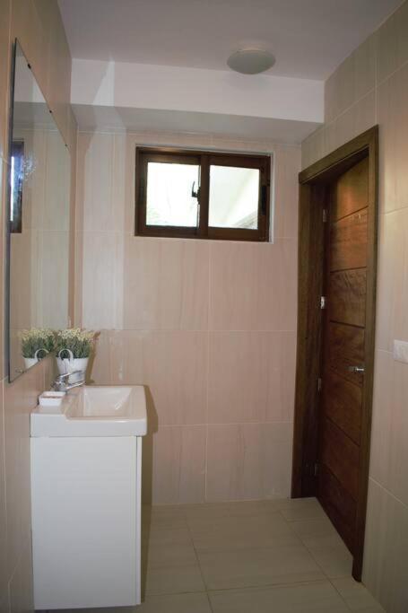 Apartamento 2.eurocaribe Suites Corales Pool Wifi 2 Min From The *
