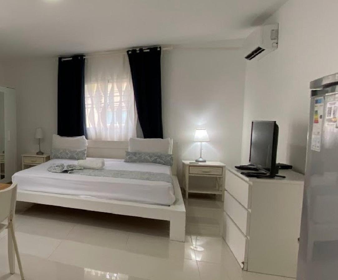 Aventura Village Los Corales Beach And Hotel