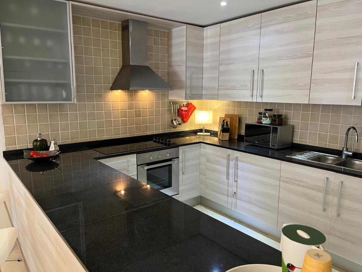 Luxe 1 Bedroom Cap Cana, Dr - Steps Away From Pool, King Bed, Caribbean Paradise! Apartamento