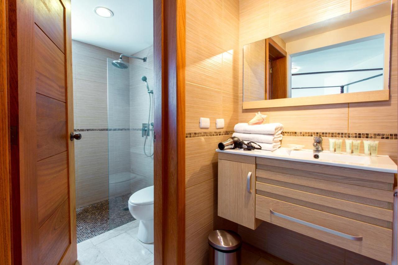 Hotel Aventura Village Los Corales Beach And Punta Cana
