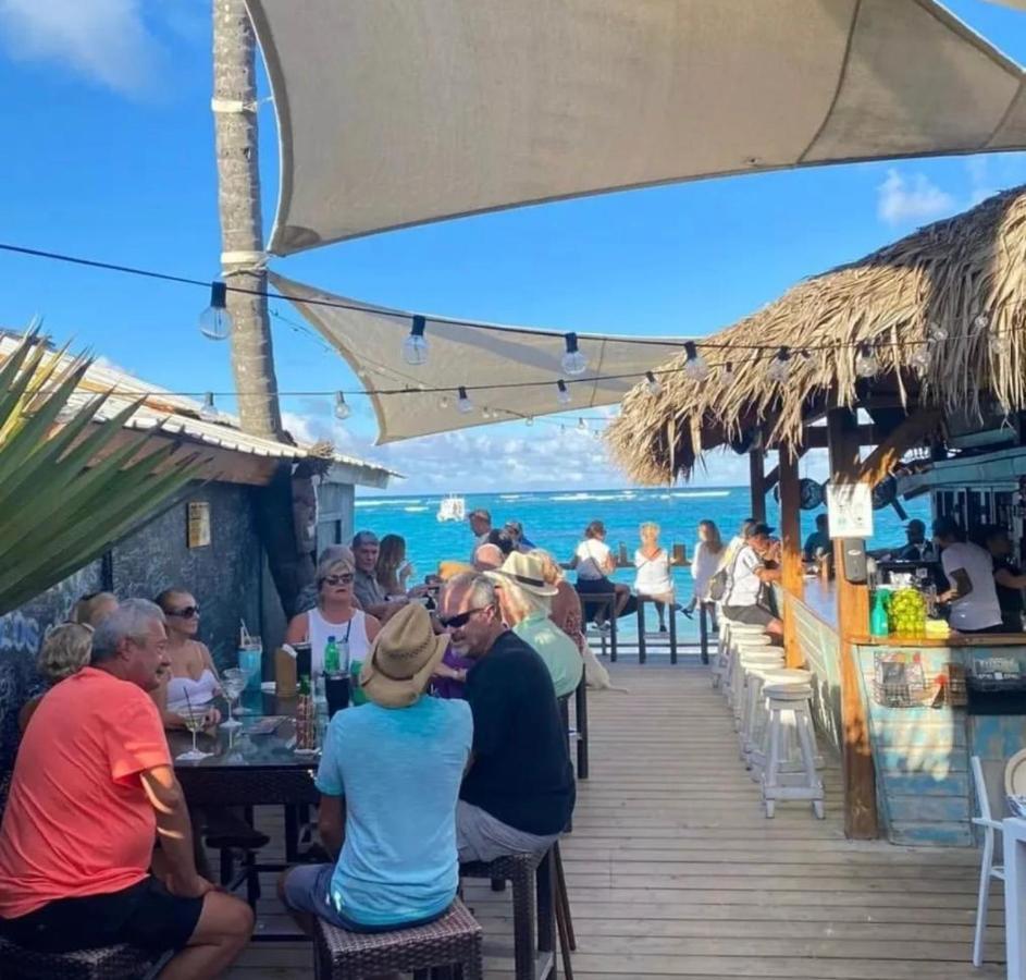Los Corales Villas And Suites - Beach Club, Spa, Restaurants * Punta Cana