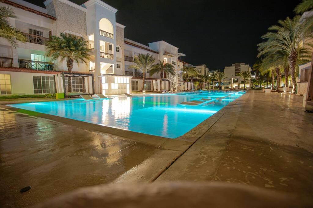 Areia Breathtaking Pool View Cap Cana Apartment