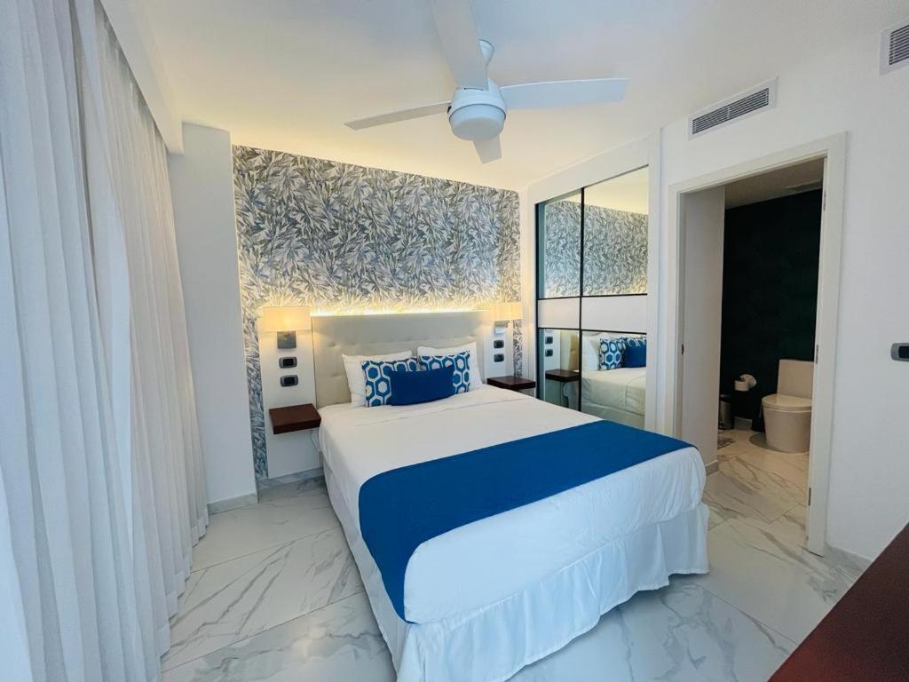 Beach, Golf, Casino,jacuzzi & Pool Penthouse In Hard Rock, Area, Cana Rock Star Apartment