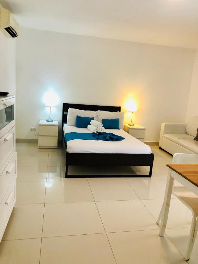 Hotel Sol Caribe Suites Los Corales Beach 5*