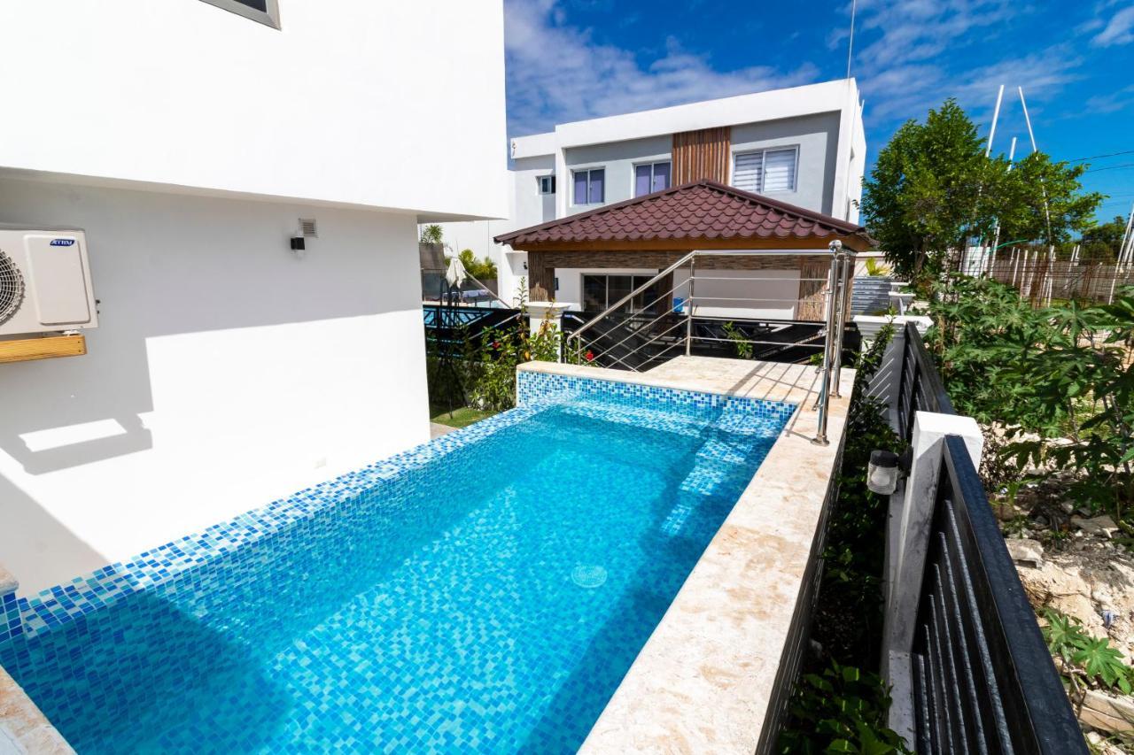 Pousada Modern 4-br With Pool In Residential Area