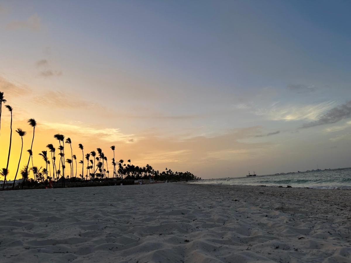 Bavaro Suites Pool Ducassi-sol Caribe *