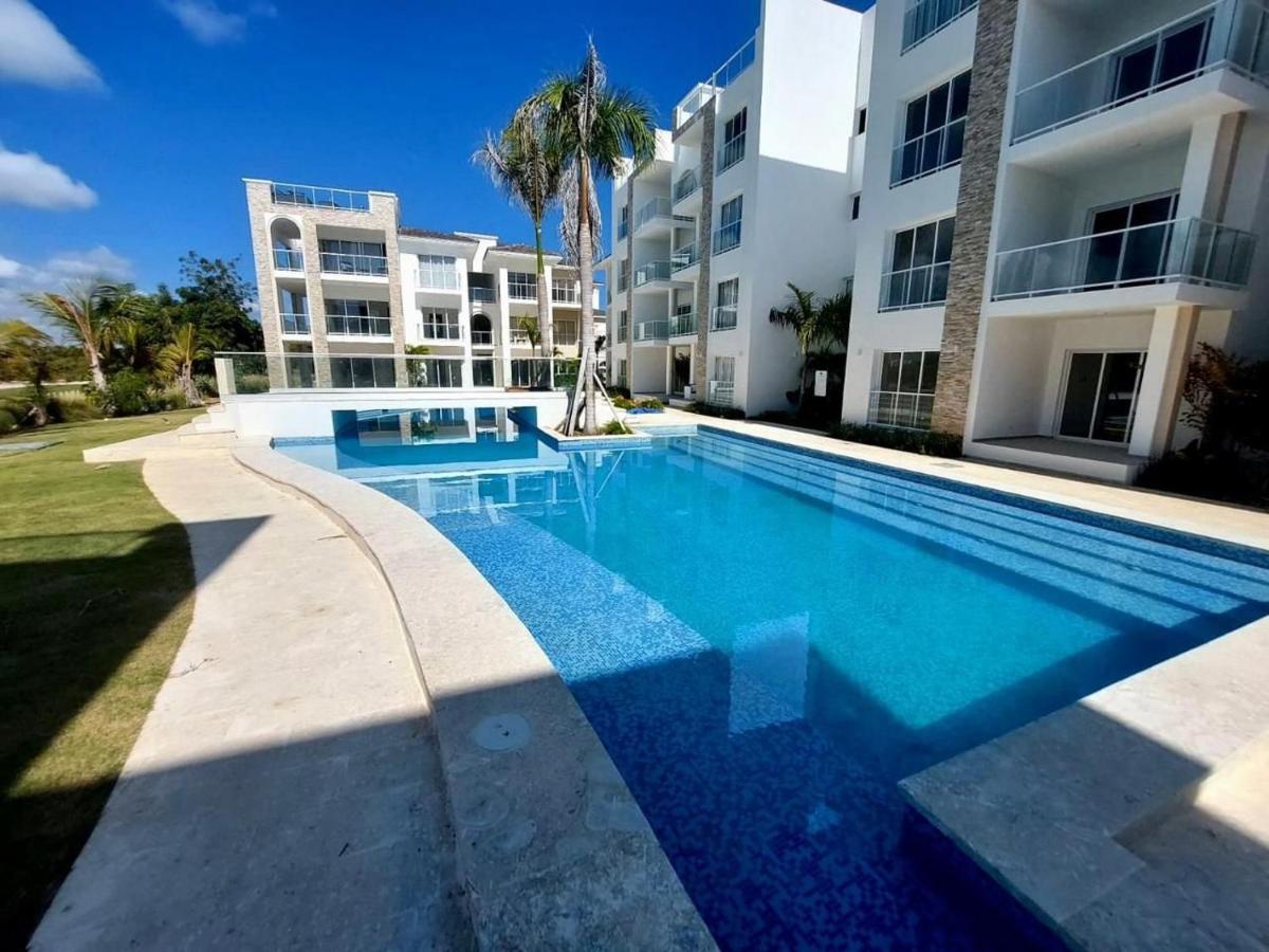 Beach-style 2br Across From Hard Rock Apartment *