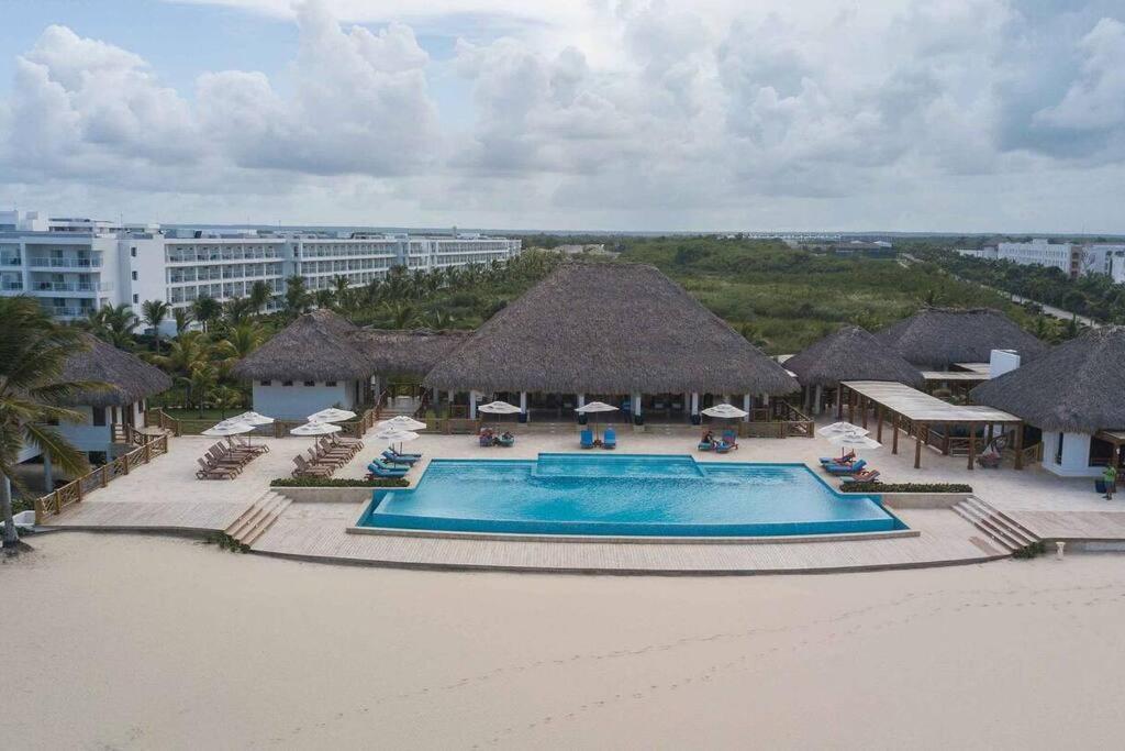 Modern & Relaxing Penthouse And Golf View Apartment Punta Cana