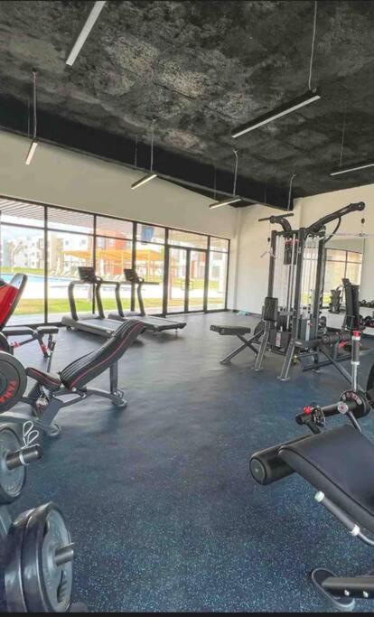 Apartment Costal With Gym And Olympic Pool *