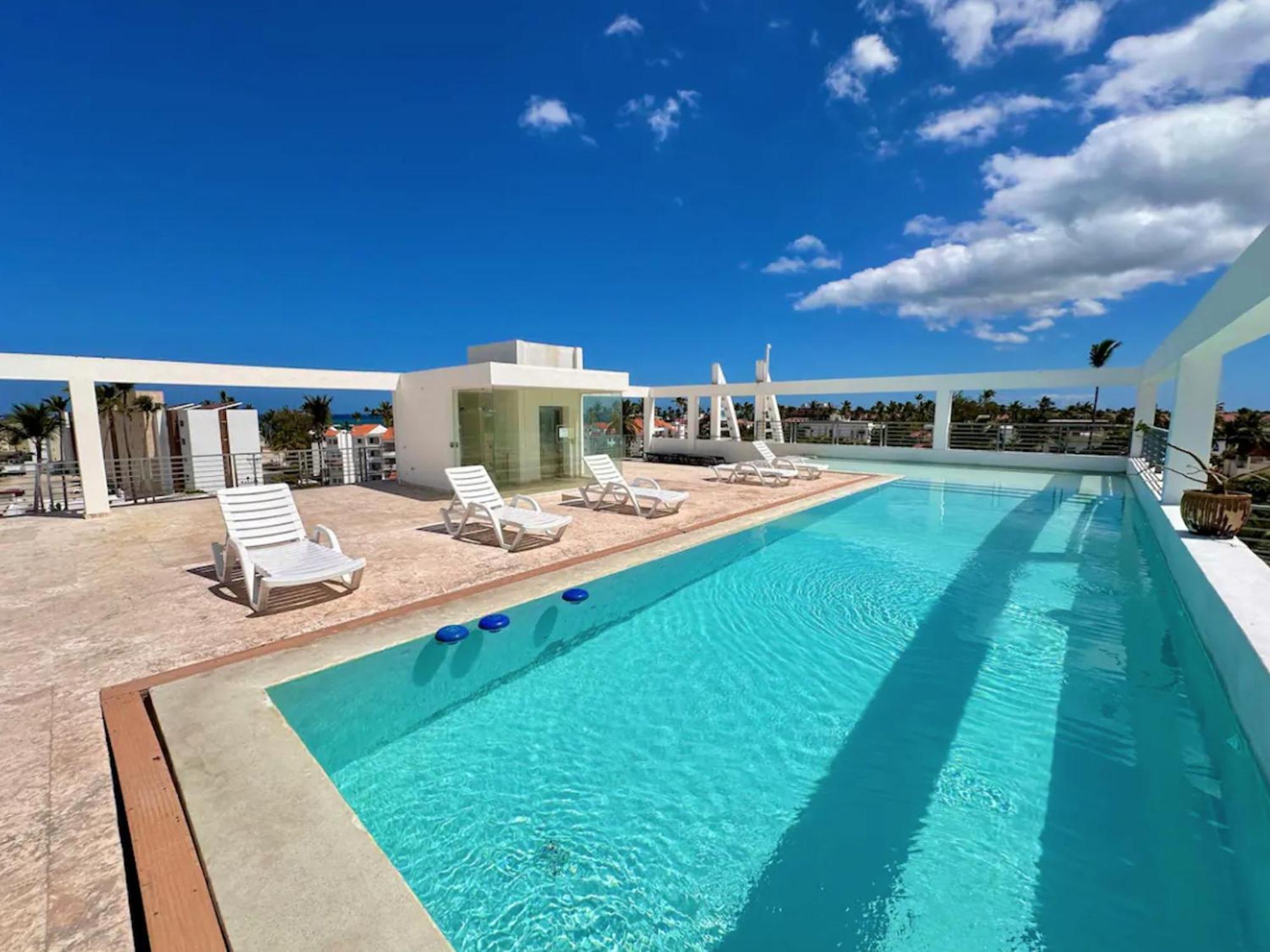 Hotel Atlantico Suites - Rooftop Pool, Bars & Club Punta Cana