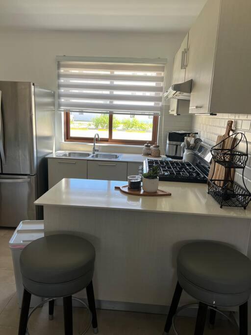 Costal With Gym And Olympic Pool Apartment *