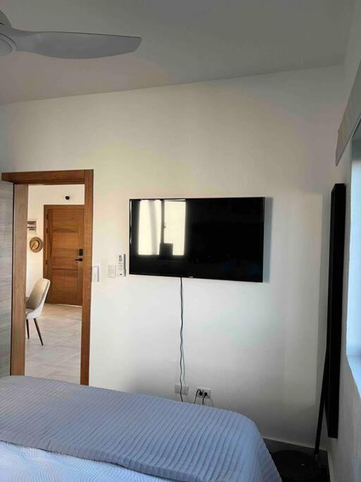 Apartment Costal With Gym And Olympic Pool *