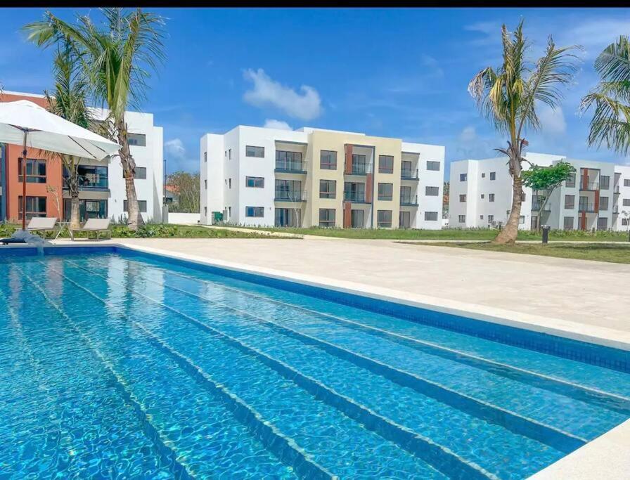 Apartment Costal With Gym And Olympic Pool *