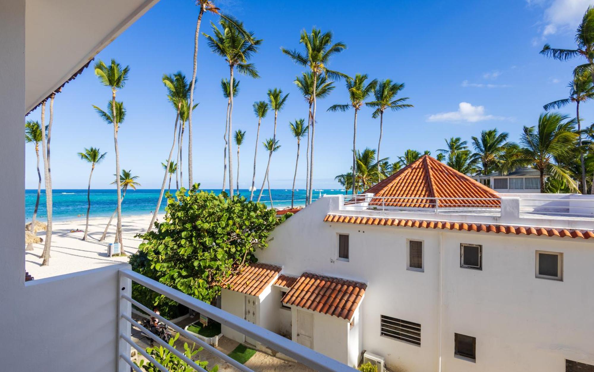 Apartment Beachfront For Rent - Ocean View, Private Terrace, And Bbq *