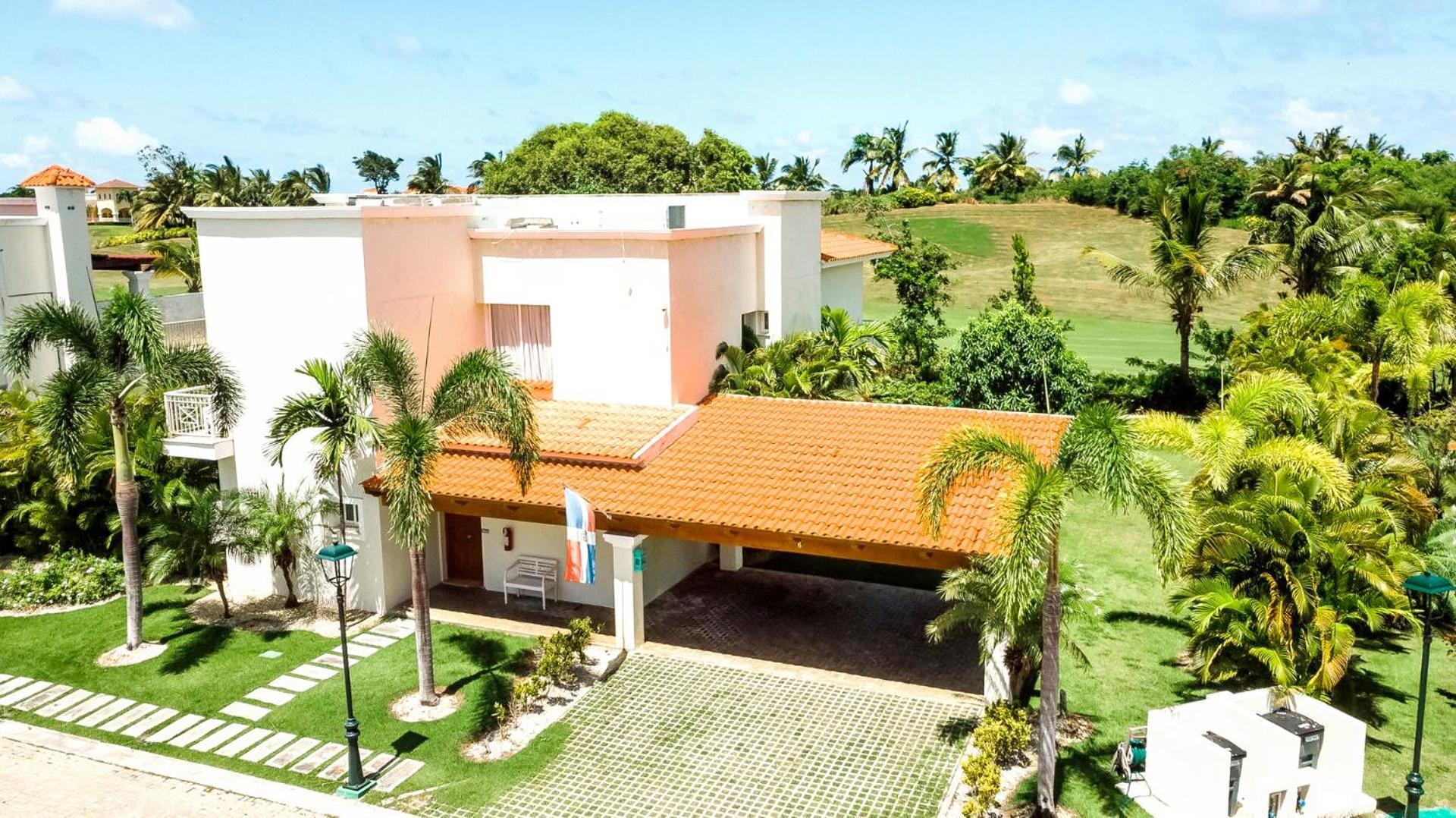 Luxury Private With Pool, Private Beach, Bbq Villa