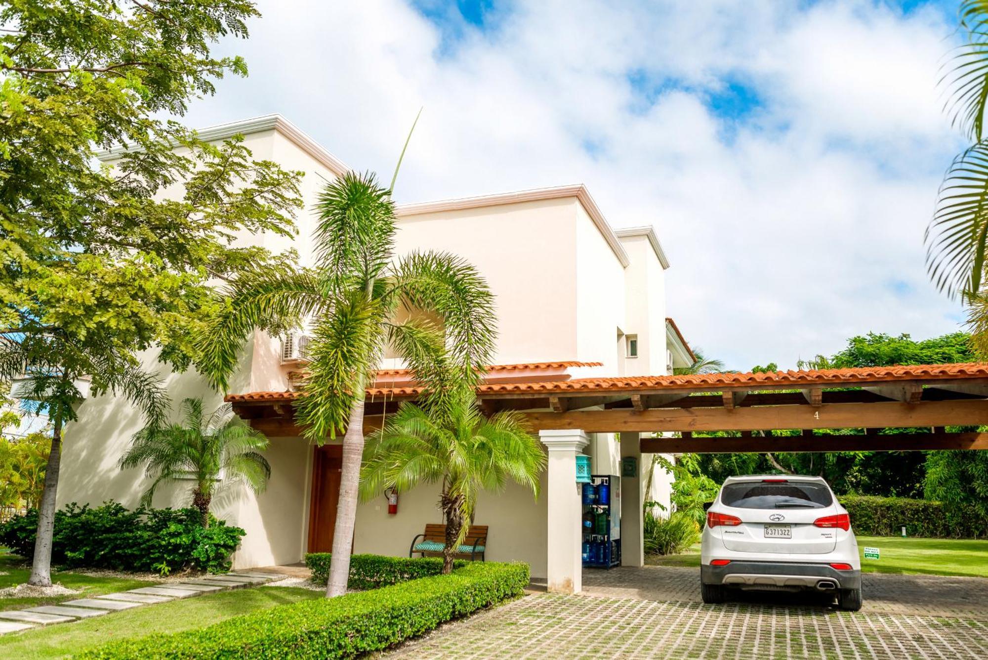 Luxury Private With Pool, Private Beach, Bbq *