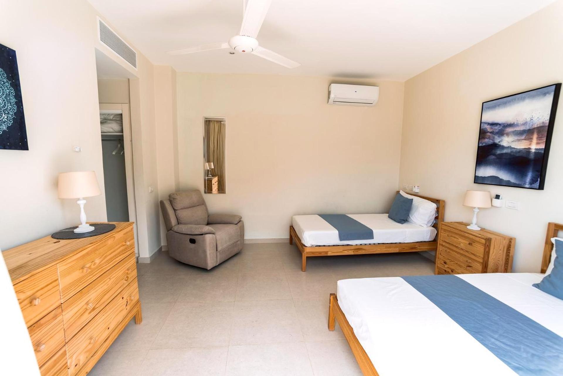 Luxury Private With Pool, Private Beach, Bbq Villa