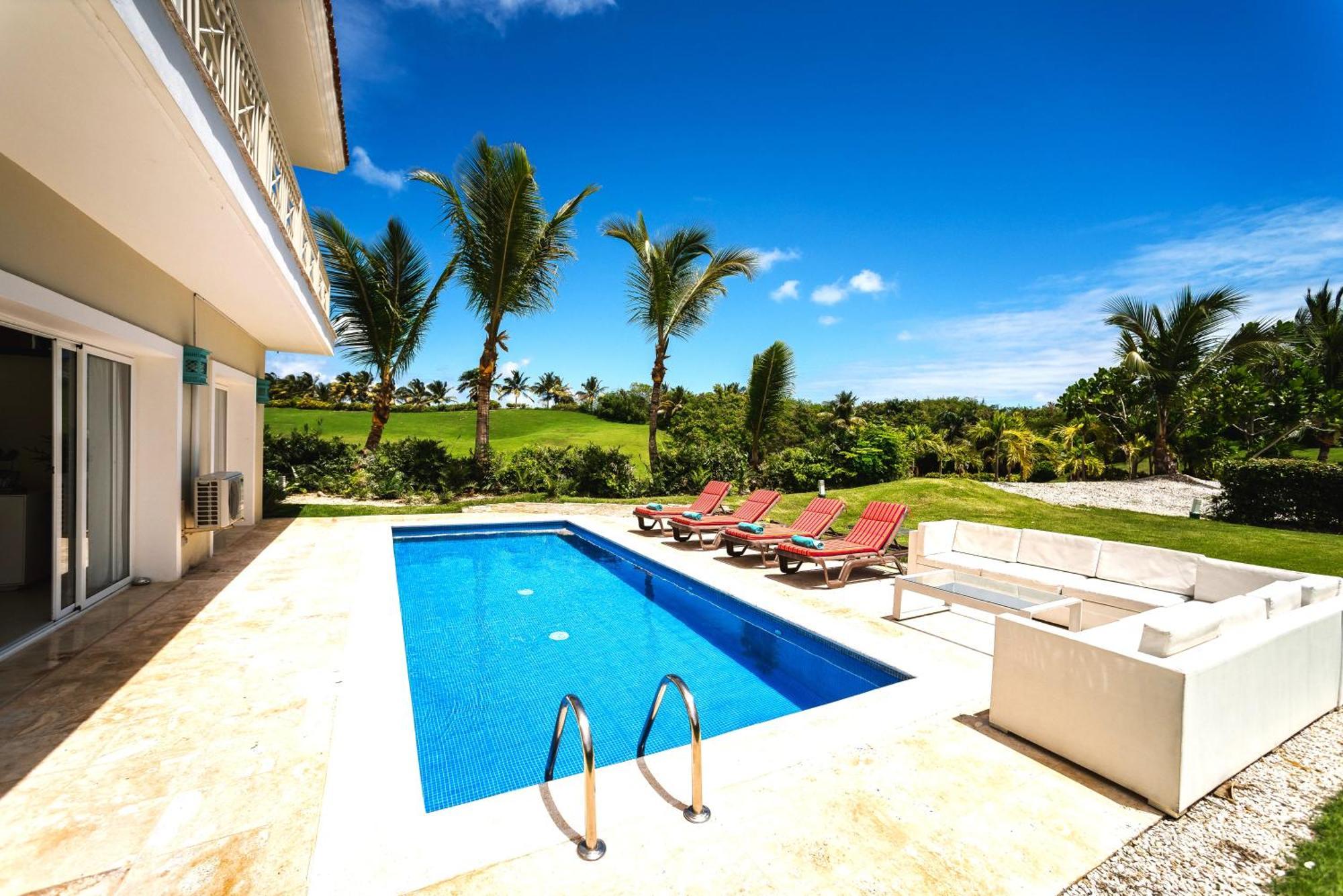 Villa Luxury Private With Pool, Private Beach, Bbq *