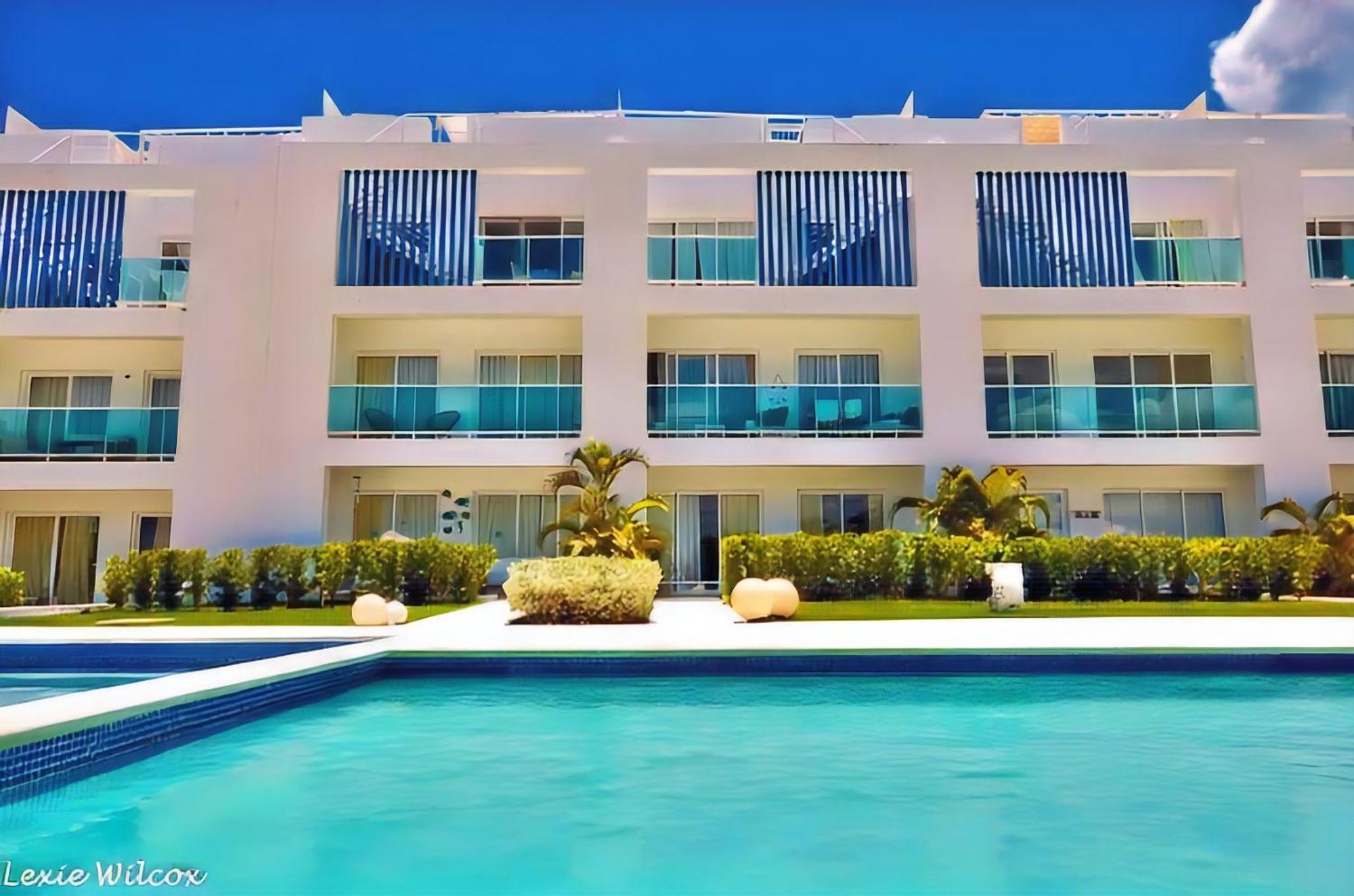 Cana Rock Penthouse Vista Espectacular Golf & Jacuzzi B-336 Apartment Punta Cana