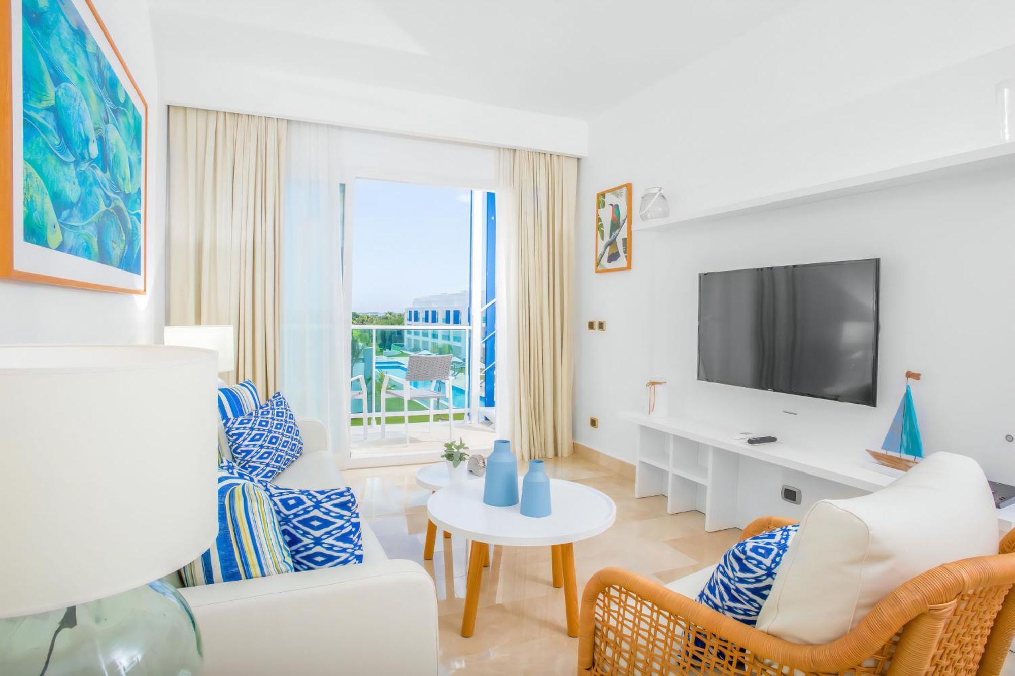 Cana Rock Penthouse Vista Espectacular Golf & Jacuzzi B-336 Apartment