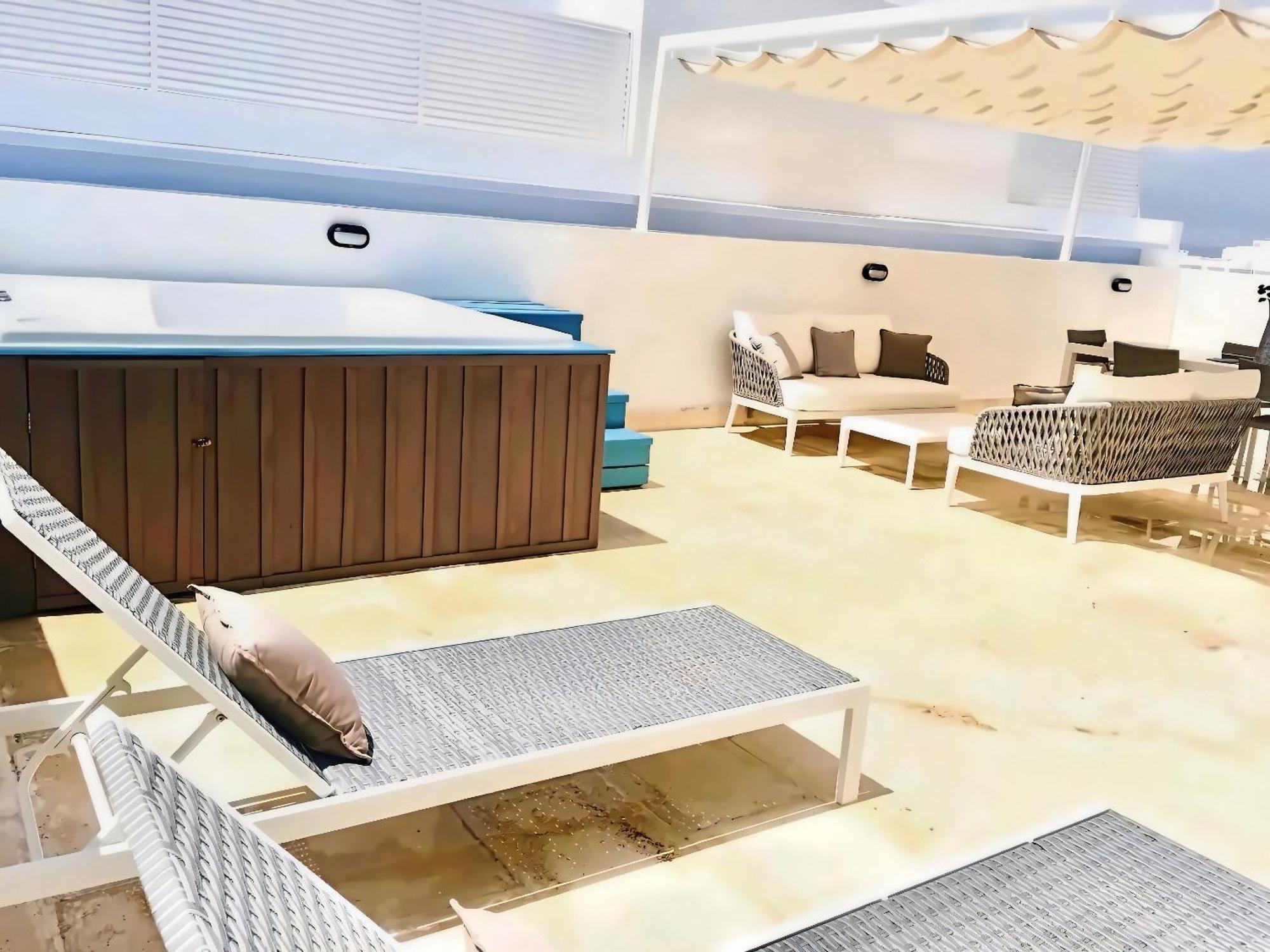 Cana Rock Penthouse Vista Espectacular Golf & Jacuzzi B-336 Apartment