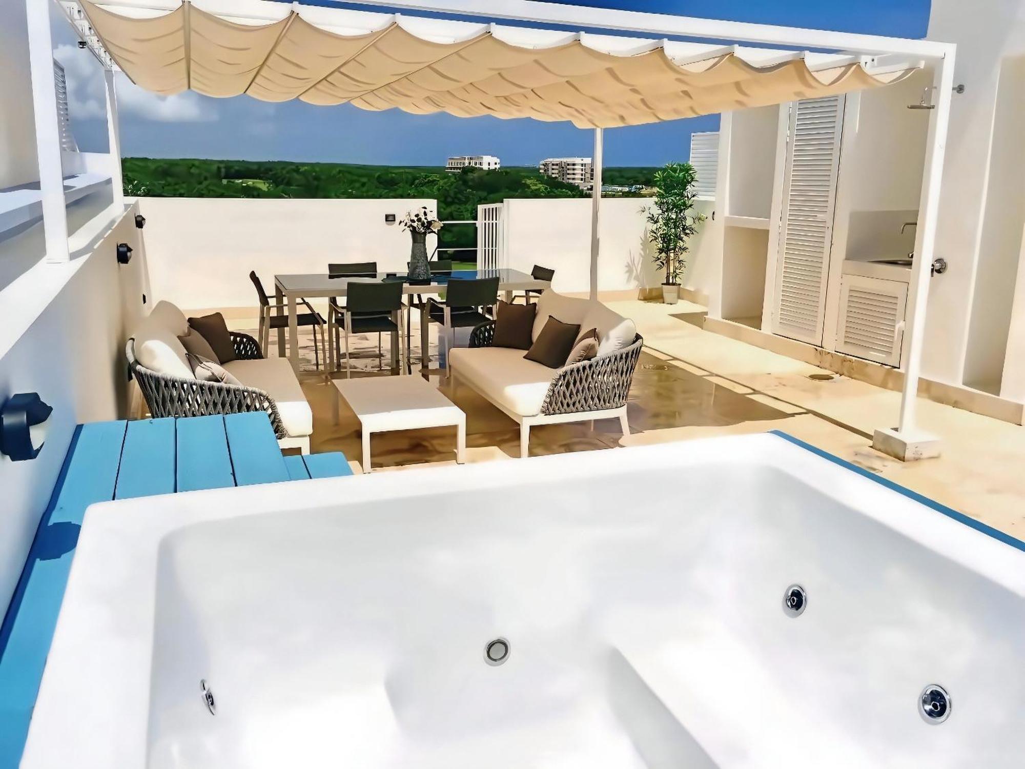 Cana Rock Penthouse Vista Espectacular Golf & Jacuzzi B-336 Apartment Punta Cana