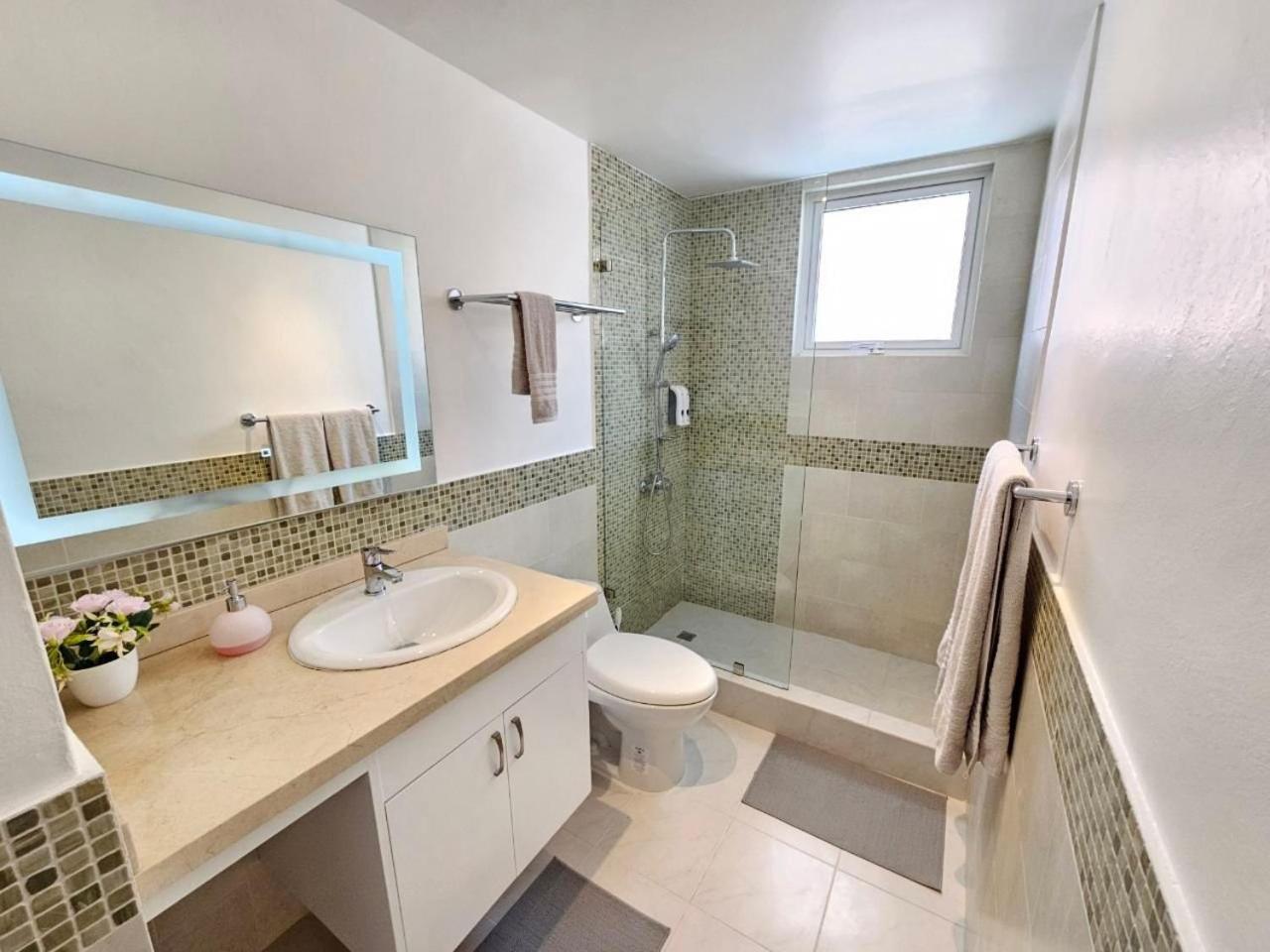 Apartment 2bdr Access At Playa Turquesa Corales Pc *