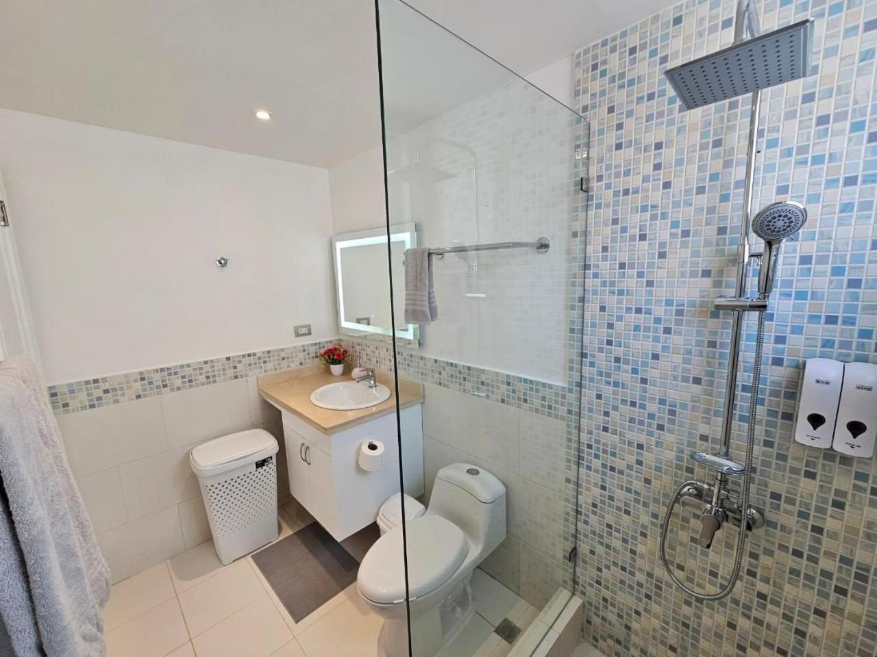 Apartment 2bdr Access At Playa Turquesa Corales Pc