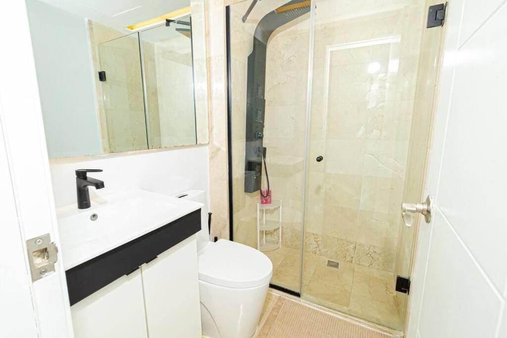 Relaxing And Peaceful 2 Bedroom At Hard Rock Apartment *