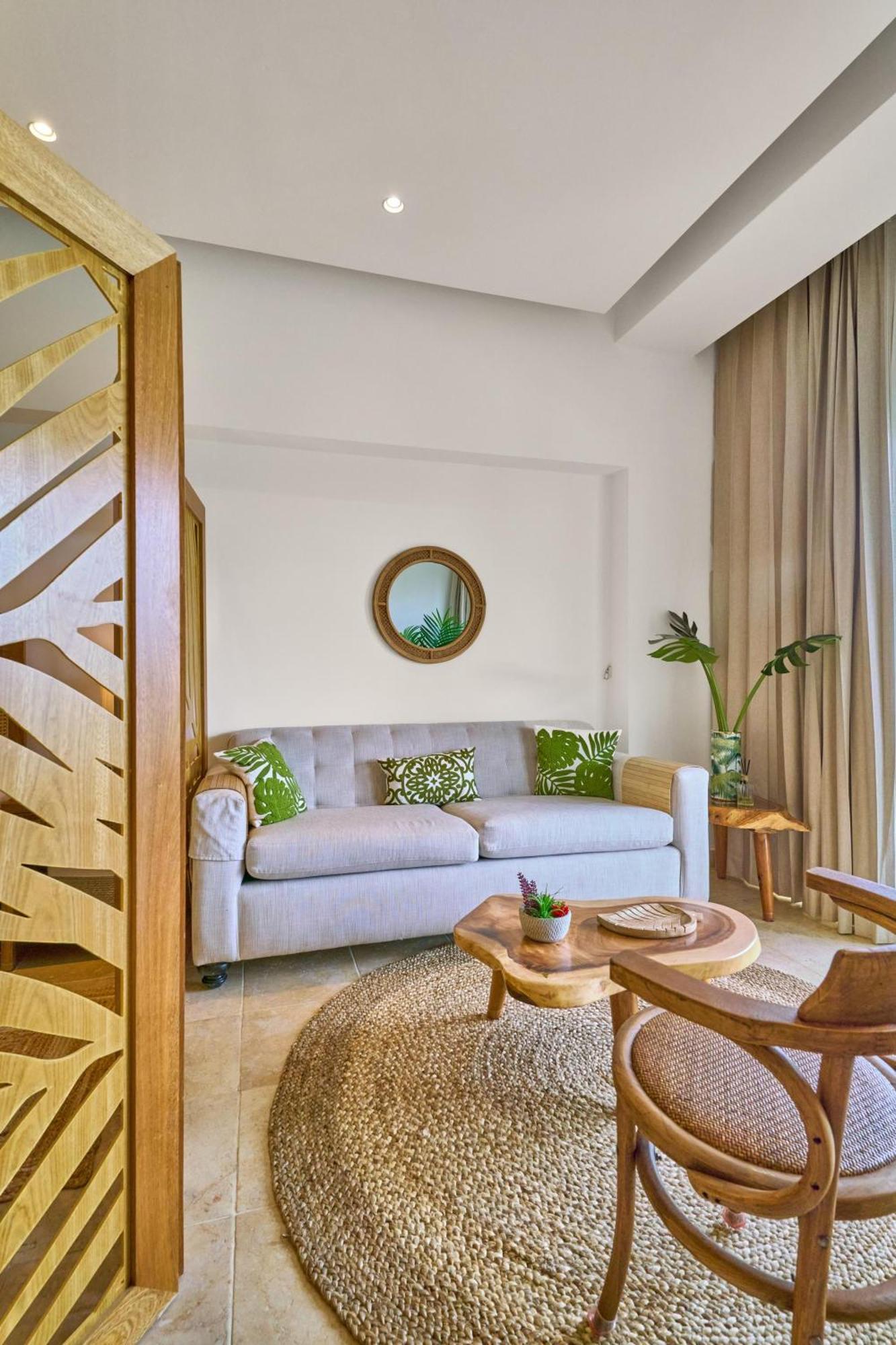 Apartment Beautiful Modern At Cap Cana,