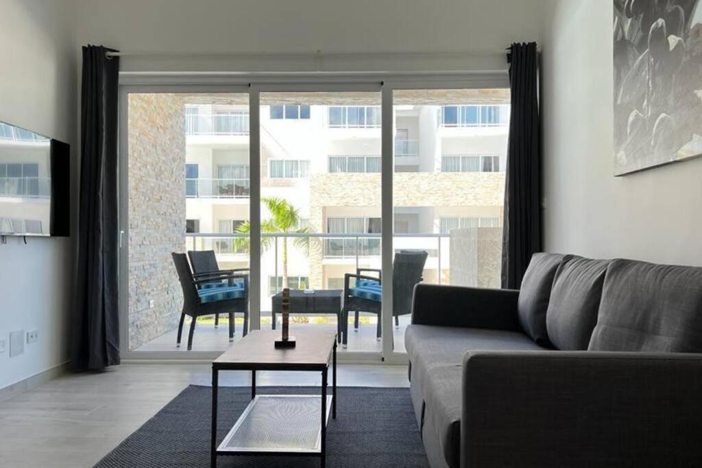 Paseo Playa Coral A-204 Apartment