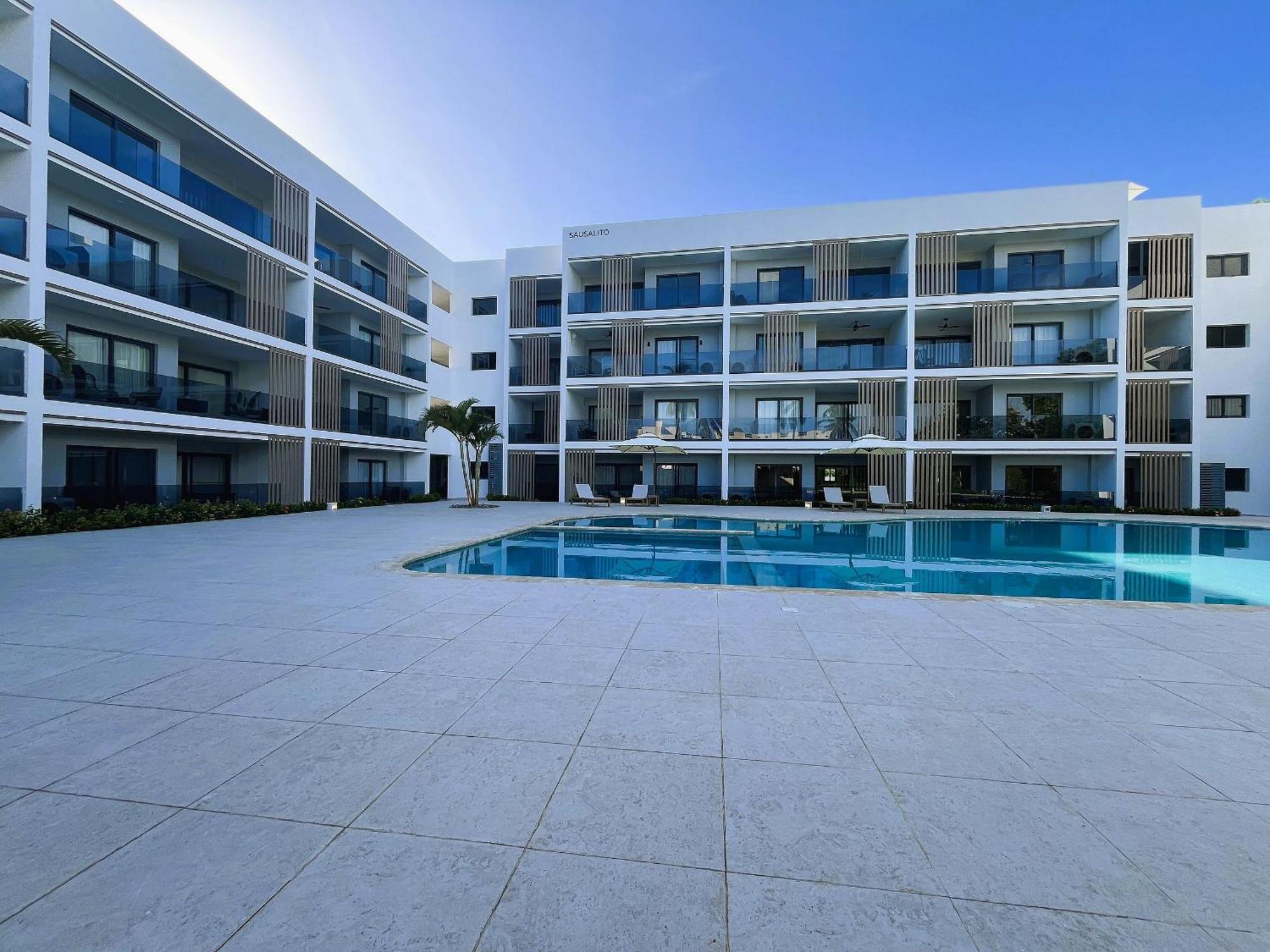 Apartment New Pool Views Sausalito Residencial Close To Playa Bavaro